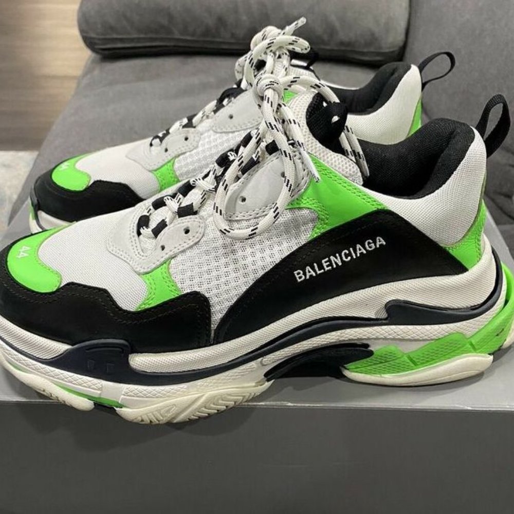 Balenciaga Triple S green black